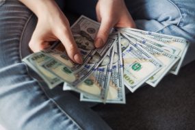 從網路聲量趨勢  解析熱門話題 – 以「普發現金」為例